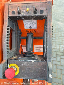 Kolmo zvedaná plošina 2011  JLG 1230ES JLG 1230 ES (6)