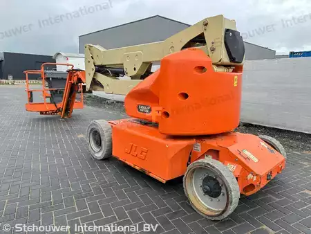 Plataforma Articulada 2006  JLG E400AJPN E400 AJPN (3)