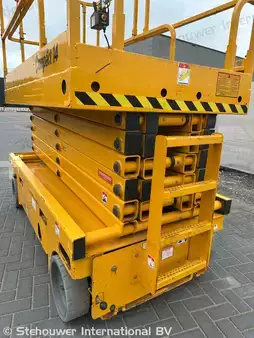 Scherenarbeitsbühne 2012  Haulotte Compact 14 (5)