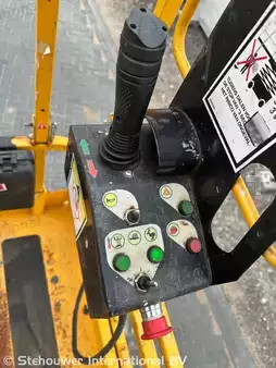 Scherenarbeitsbühne 2012  Haulotte Compact 14 (7)