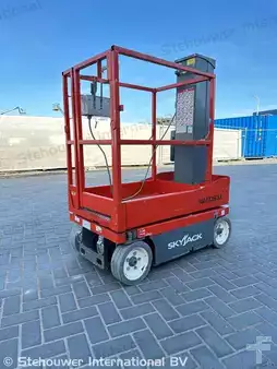 Senkrechtarbeitsbühne 2014  Skyjack SJ12 SJ 12 (2)