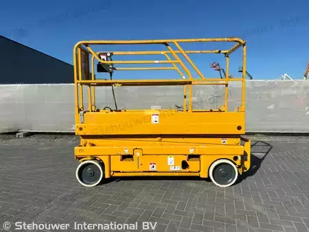 Schaarhoogwerker 2006  Haulotte Compact 8 (9)