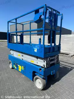 Scissor lift 2012  Genie GS2032 (3)