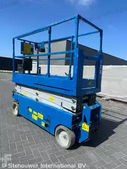 Scissor lift 2012  Genie GS2032 (6)