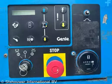 Pracovní plošina s nůžkovým zdvihem 2013  Genie GS5390 4x4 GS-5390 GS 5390 (9)