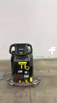 Fregadora automática en húmedo 2024  Kärcher BD50/55 (2)
