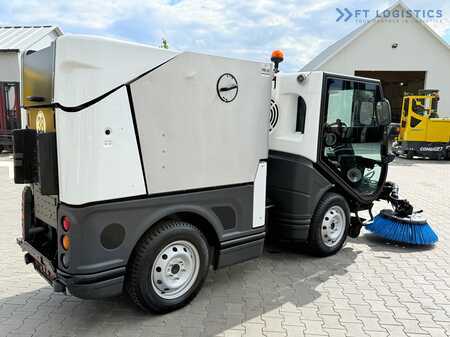 Zametací stroj 2017  Nilfisk Nilfisk City Ranger 3500 – Articulated Municipal Sweeper | Year 2017 | On (11)