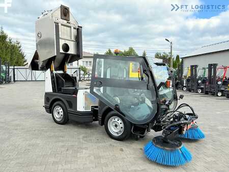 Zametací stroj 2017  Nilfisk Nilfisk City Ranger 3500 – Articulated Municipal Sweeper | Year 2017 | On (29)