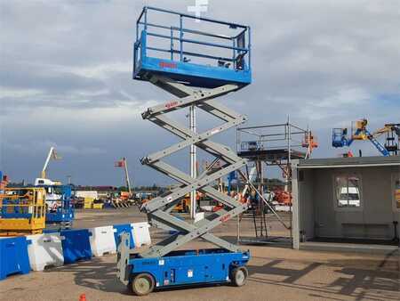 Scissor lift  Genie GS-2632 (8)