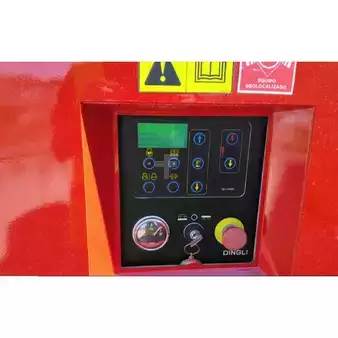 Piattaforme aeree a pantografo 2023  Magni DS1523RTP (20)