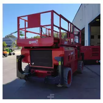Piattaforme aeree a pantografo 2023  Magni DS1523RTP (3)