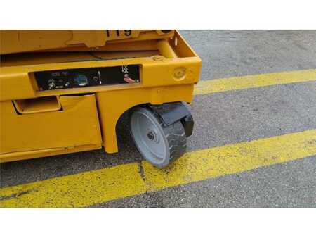 Ollós munka emelvény - Haulotte COMPACT 10 (10)