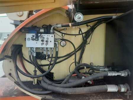Plataforma Telescópica - JLG 860SJ (13)
