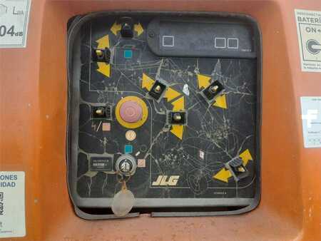 Plataforma Telescópica - JLG 860SJ (7)