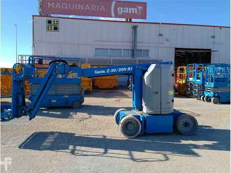 Kloubová pracovní plošina - Genie Z-30/20N (1)