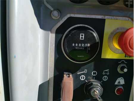 Kloubová pracovní plošina - Genie Z-30/20N (15)