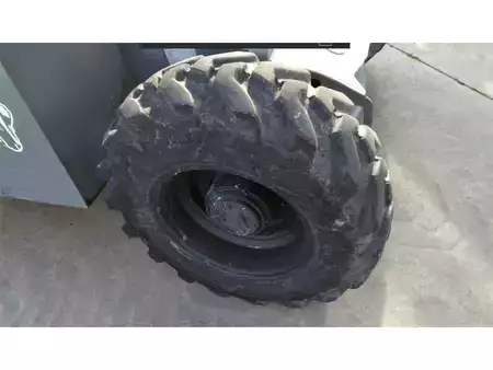 Articulated Boom - Haulotte HA12PX (6)