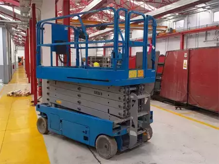 Saxliftar - Genie GS-3246 (4)