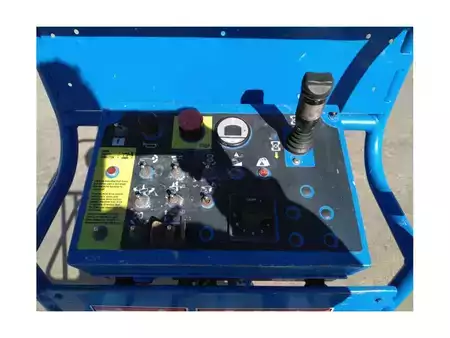 Csukló munka emelvény - Genie Z-30/20N RJ (6)