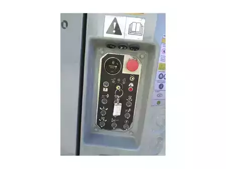 Csukló munka emelvény - Genie Z-30/20N RJ (7)