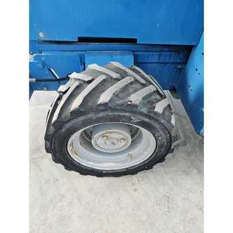 Piattaforme aeree a pantografo 2012  Genie GS-2669RT (11)