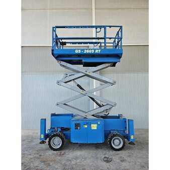 Piattaforme aeree a pantografo 2012  Genie GS-2669RT (5)