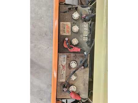 Pracovní plošina s nůžkovým zdvihem - JLG 1930 ES (14)