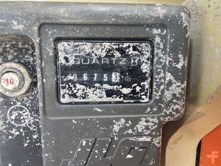 Pracovní plošina s nůžkovým zdvihem - JLG 1930 ES (18)