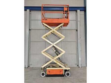 Pracovní plošina s nůžkovým zdvihem - JLG 1930 ES (7)