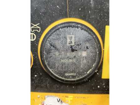 Ollós munka emelvény - Genie GS-2669RT (17)