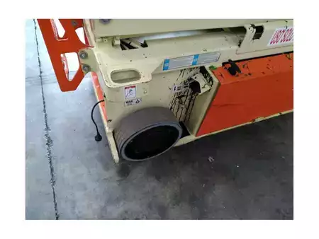 Plataforma Tijera - JLG 6RS (9)