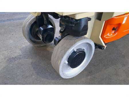 Scissor lift 2015  JLG 2630 ES (11)