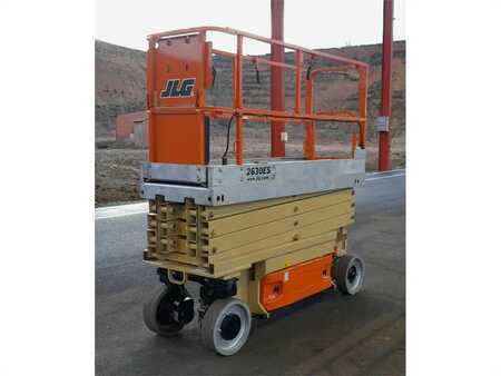 Scissor lift 2015  JLG 2630 ES (2)