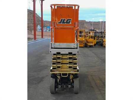 Scissor lift 2015  JLG 2630 ES (3)