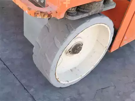 Scissors Lifts - Snorkel S4732E (12)