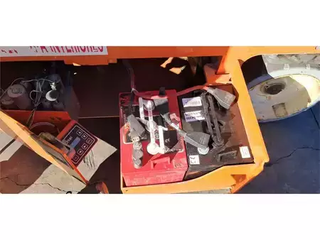 Scissors Lifts - Snorkel S4732E (14)