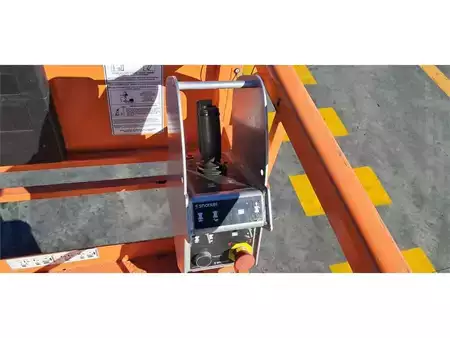Scissors Lifts - Snorkel S4732E (8)