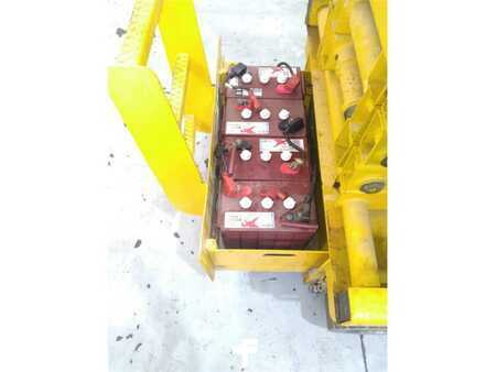 Ollós munka emelvény 2001  Haulotte COMPACT 10 (9)