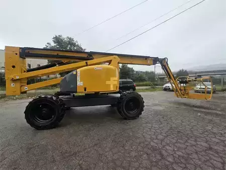 Articulated Boom - Haulotte HA20PX (1)