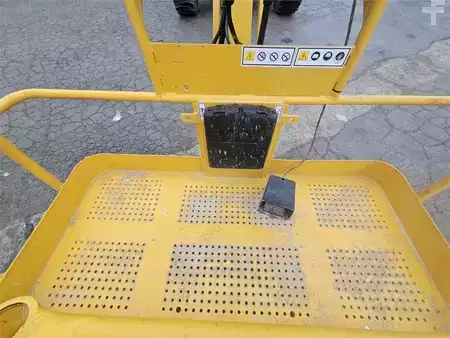 Articulated Boom - Haulotte HA20PX (10)