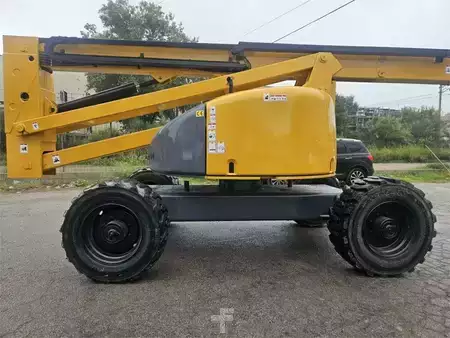 Articulated Boom - Haulotte HA20PX (2)