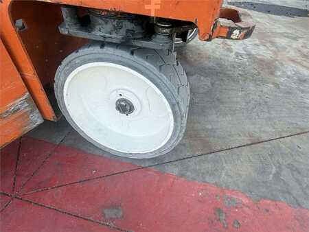 Sakse arbejds platform - Snorkel S4732E (6)