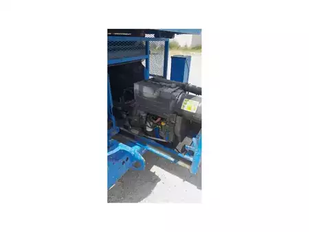 Ollós munka emelvény 2007  Genie GS-4390 RT (9)