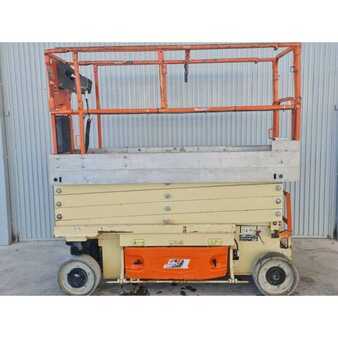 Scherenarbeitsbühne - JLG 2630 ES (2)
