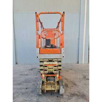 Scherenarbeitsbühne - JLG 2630 ES (4)