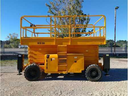 Pracovní plošina s nůžkovým zdvihem 2008  Haulotte H18SX (1)