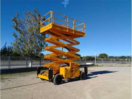 Pracovní plošina s nůžkovým zdvihem 2008  Haulotte H18SX (8)