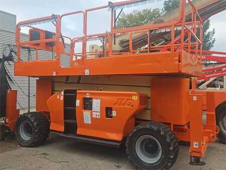 Nacelle à ciseaux  JLG 4394RT (1)