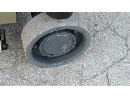 Plataforma Tijera - JLG 1930 ES (11)