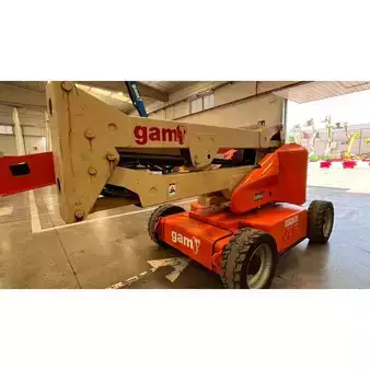 Articulating boom - JLG E450AJ (2)